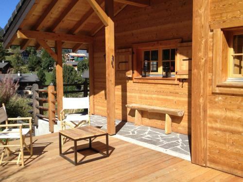 Cozy Chalet In La Tzoumaz With Private Terrace