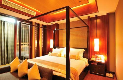Sanjiang Forest Hot Spring Dumashi Hotel