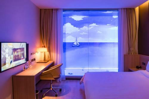 Iu Hotel Luliang Xiaoyi Zhenxing Street