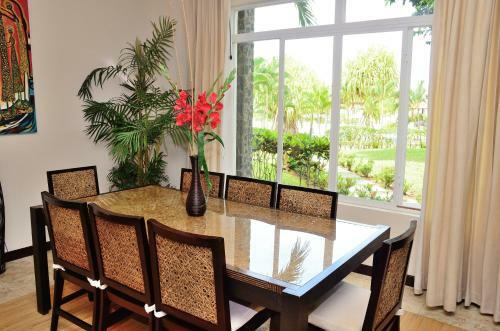 Villa Palm Coast Luxury Rentals