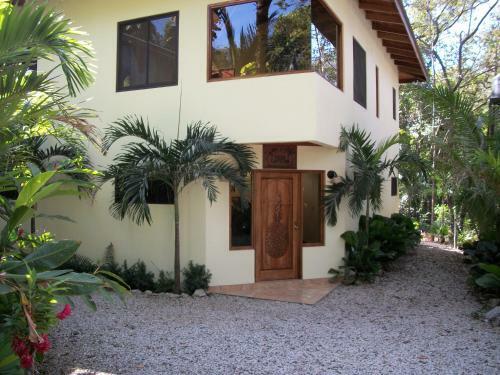 Lodge Nosara Paradise Rentals
