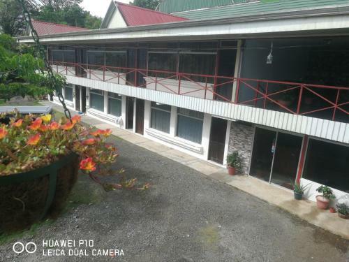 Hotel Mi Linda Tierra