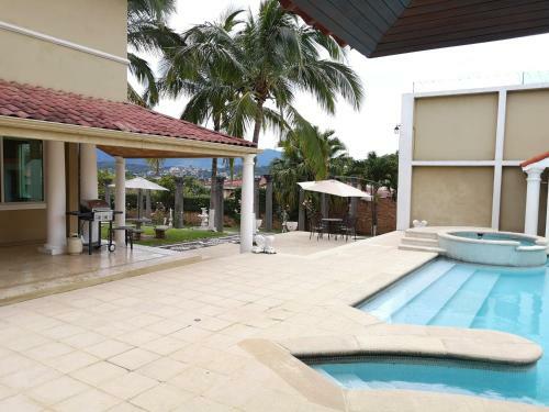 Bed & Breakfast Palacio Lignac - Adults Only