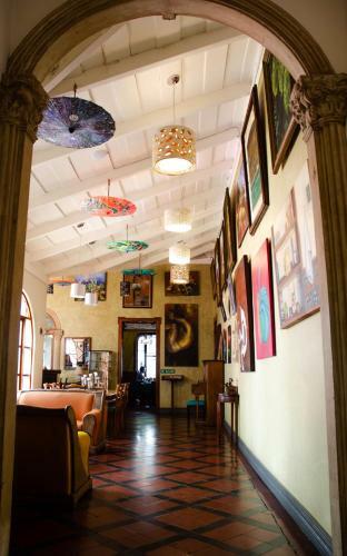 Hotel La Rosa Del Paseo