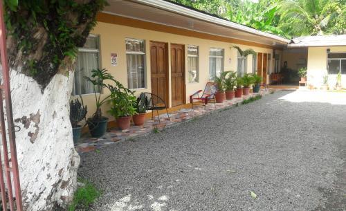 Hotel Cabinas Do�a Alicia