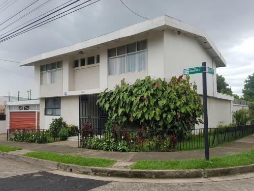 Albergue Casa Jardin Del Mango