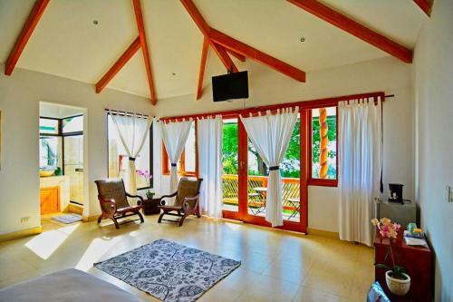Hotel Rancho Capulin B&B