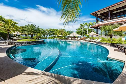 Pura Vida House