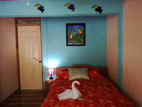 Bed & Breakfast Cabinas Cascada Rio Celeste