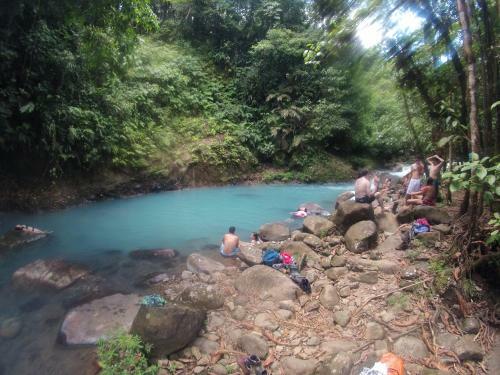 Bed & Breakfast Posada R�o Celeste La Amistad