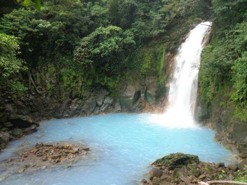 Bed & Breakfast Posada R�o Celeste La Amistad