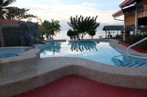 Hotel Bonita Oasis Beach Resort