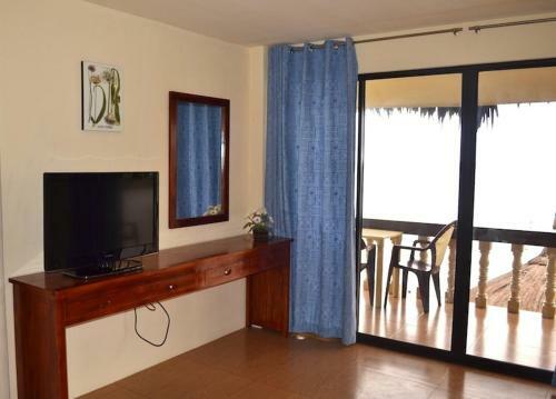 Hotel Asian Belgian Dive Resort
