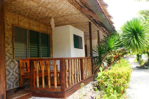 Hotel Asian Belgian Dive Resort