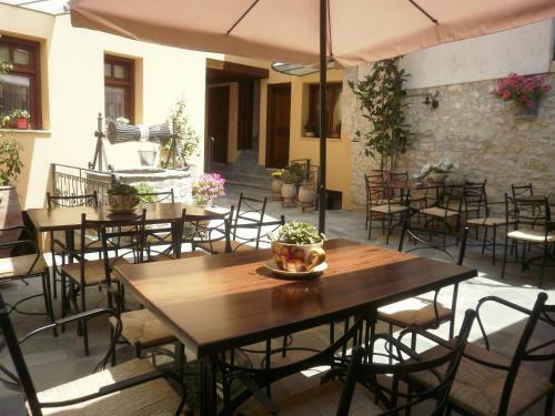 Hostal Hagiati Guesthouse