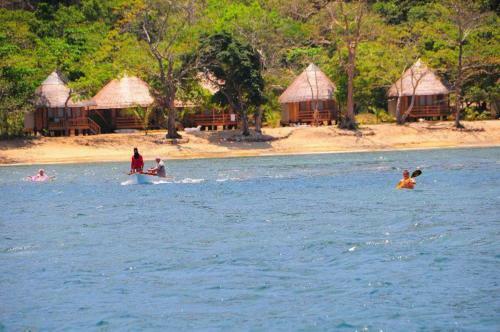 Hotel Cashew Grove Beach Resort