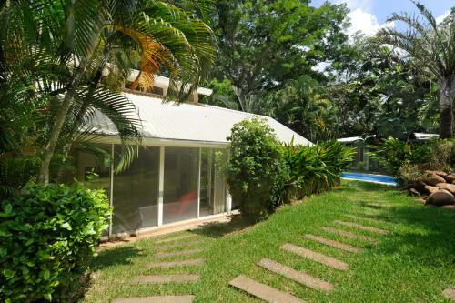 The Breeze Hotel & Villas