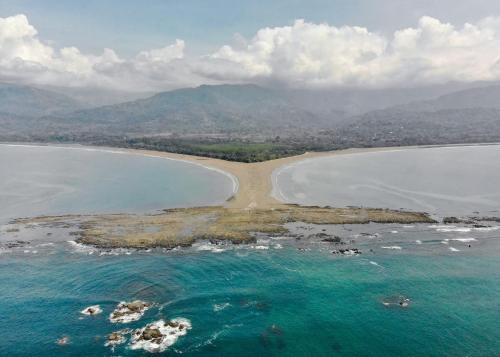 Hotel Cabinas Vive Uvita
