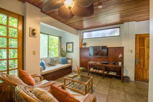 Posada Jungle Vista Inn