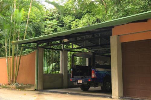 Posada Jungle Vista Inn