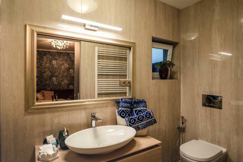 Luxury Apartments No. 91