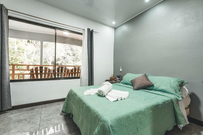 Hotel Hoja De Oro Corcovado