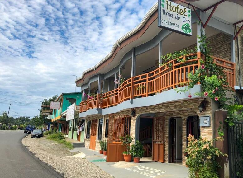 Hotel Hoja De Oro Corcovado