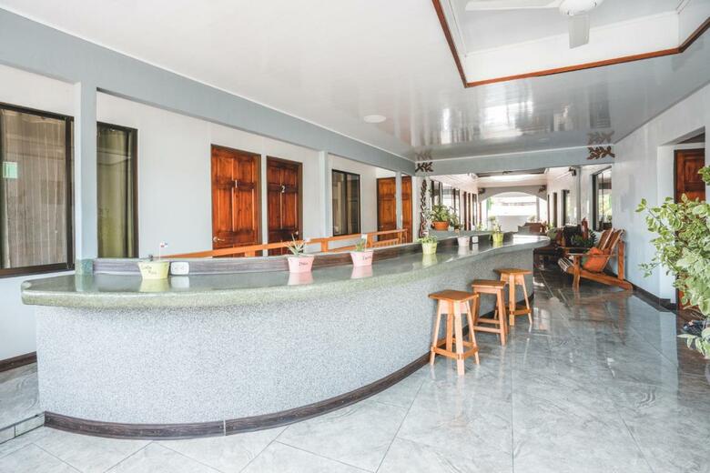 Hotel Hoja De Oro Corcovado