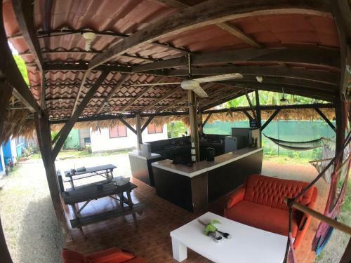 Albergue Hotel One Love Puerto Viejo