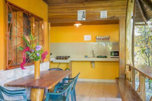 Hotel Bungalows Calal�