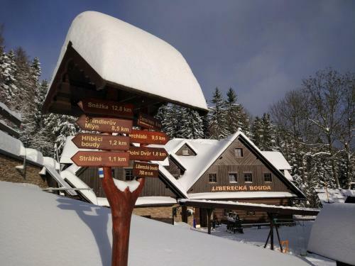 Hostal Libereck� Bouda - Rekreace V Srdci Krkono?