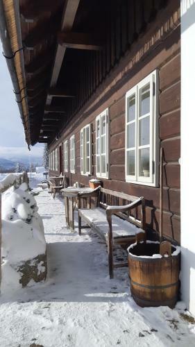 Hostal Chata Rovina