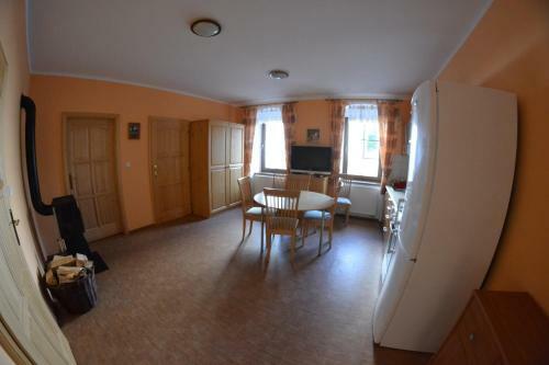 Apartm�ny U Jezera Na N�m?st�