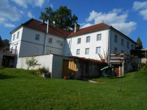 Hostal Ubytov�n� Ve Ml�n?