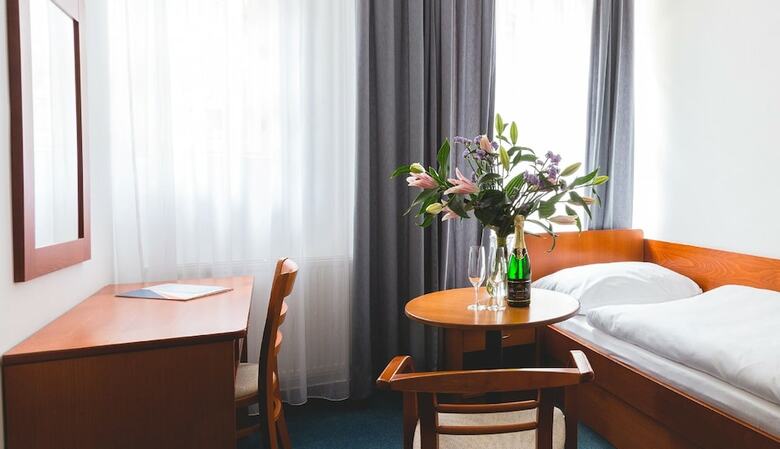 Astoria Hotel & Medical Spa