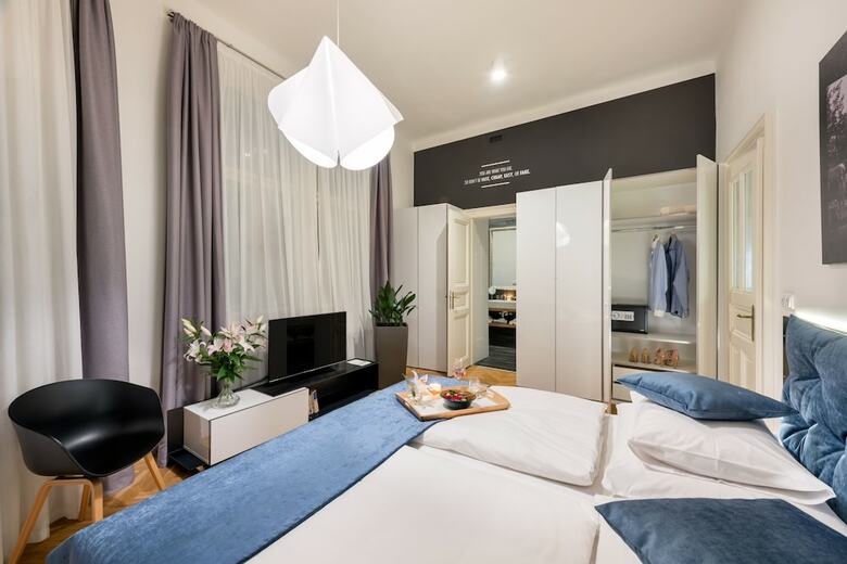 Aparthotel Mooo Downtown