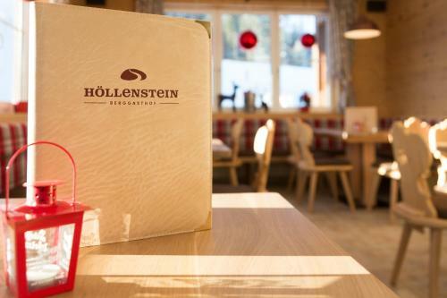 Hostal Berggasthof H�llenstein