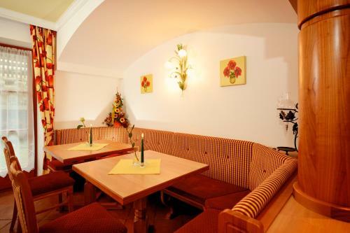 Hostal Pension Mozart