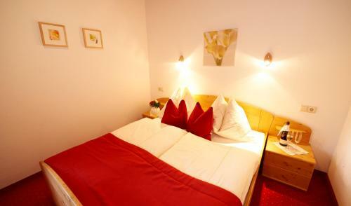 Hostal Appartementhaus Gratz