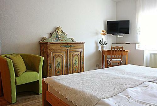 Hotel Schlo� Destille