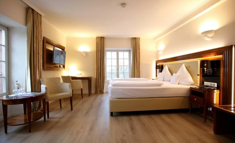 Hotel Schloss Edesheim