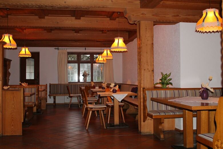 Bed & Breakfast Almhostel