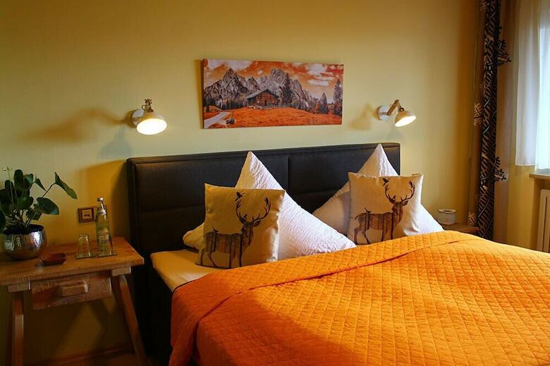Bed & Breakfast Almhostel
