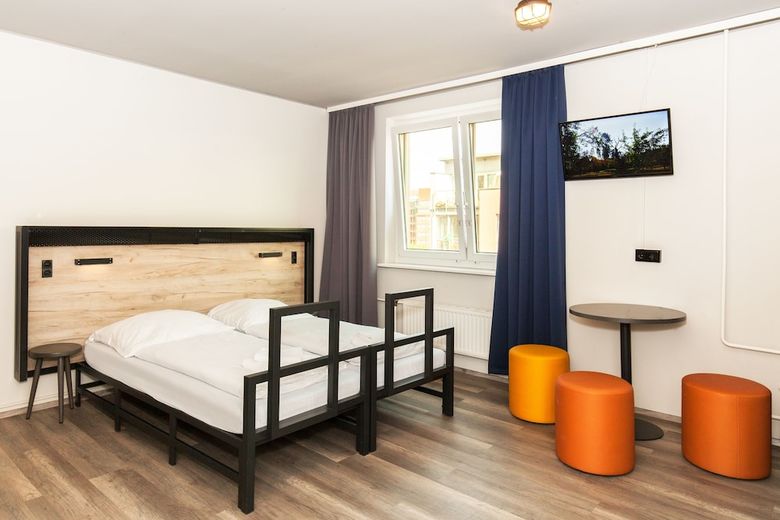 Hotel A&O Frankfurt Ostend