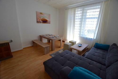 Apartment Ostendplatz