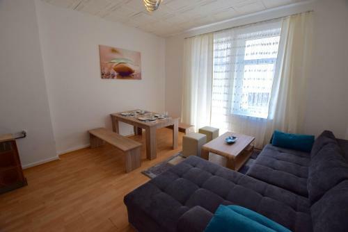 Apartment Ostendplatz