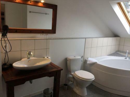 Hotel Und Restaurant "zum L�wen"