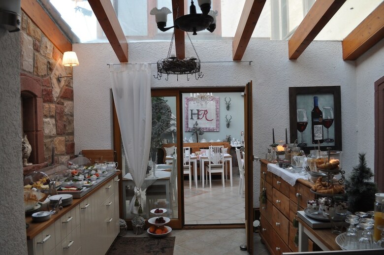 Hostal Hofgarten Rosa