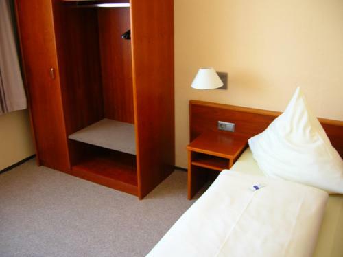 Hotel "stadt K�then" Gmbh & Co.kg