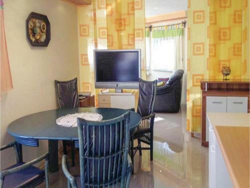 Two-bedroom Apartment In Espenau Ot Monchehof